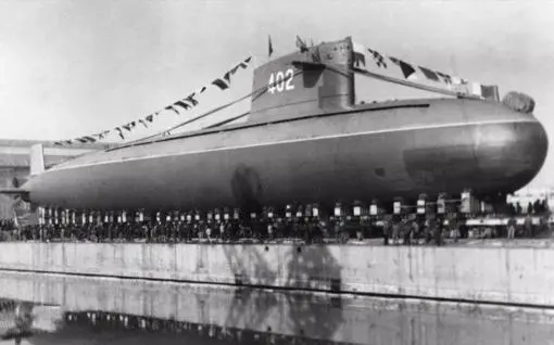 聂荣臻与中国第一艘核潜艇 